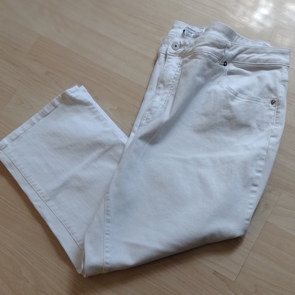 Issac Mizrahi White bootcut jeans size 22W - Picture 2 of 6